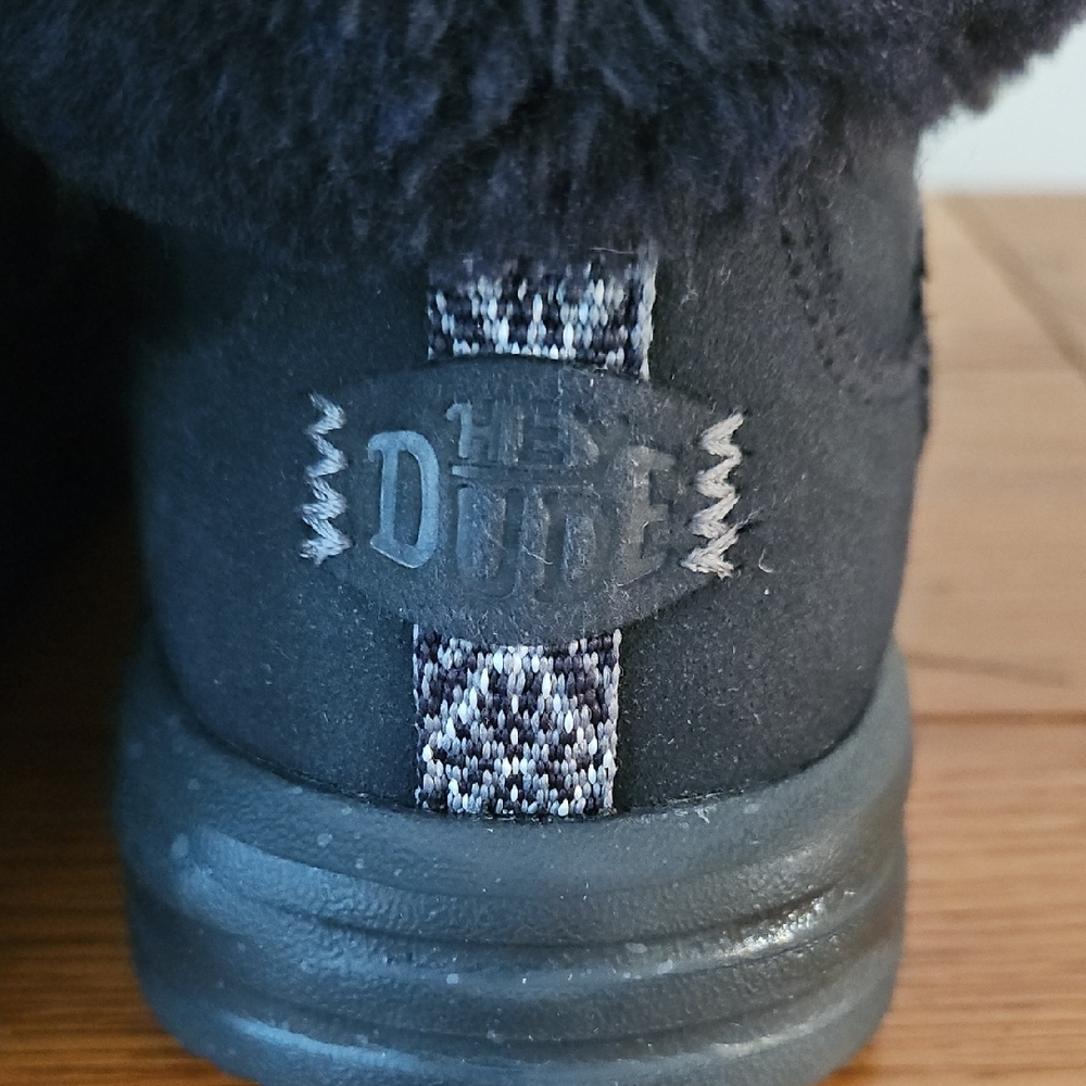 Hey Dude Black Boots - Picture 5 of 11